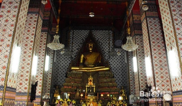 泰国玉佛寺特色旅游景点介绍