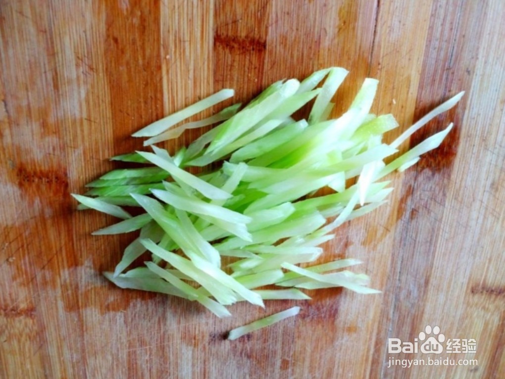 凉拌青笋的做法