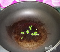 风味辣酱炒年糕