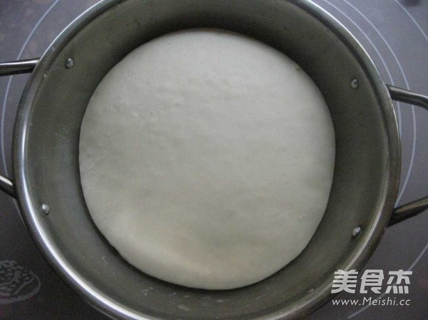 金枪鱼披萨的做法