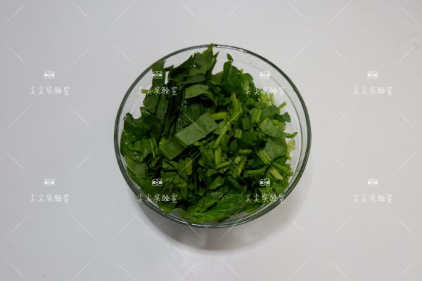 开洋菠菜烩口蘑