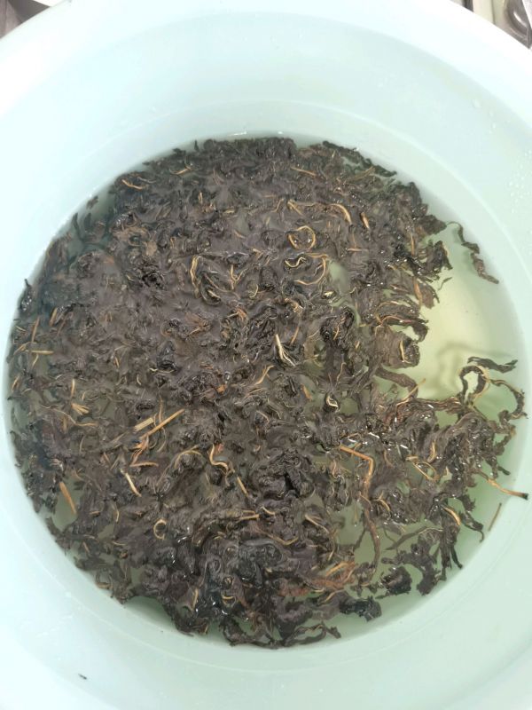 怀旧香辣芝麻叶面条