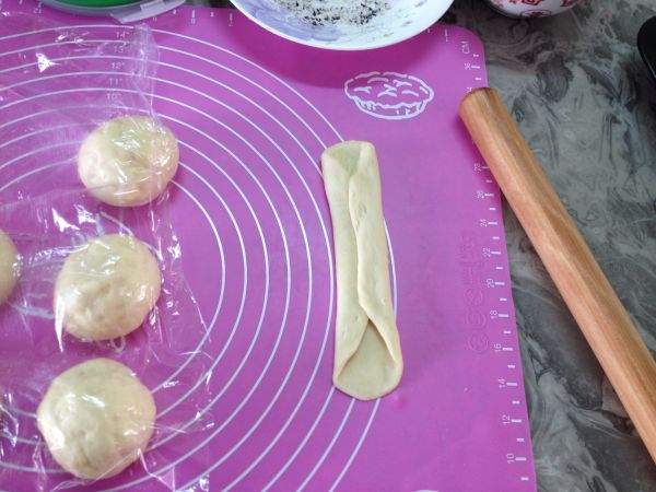 脆底蜂蜜小面包