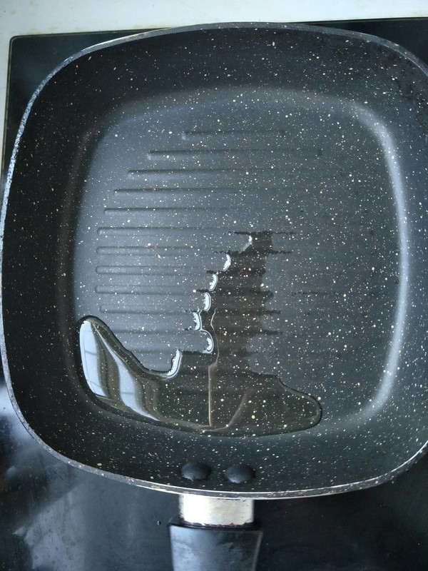 香煎鸡肉的做法