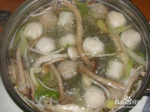 茶树菇鱼丸汤