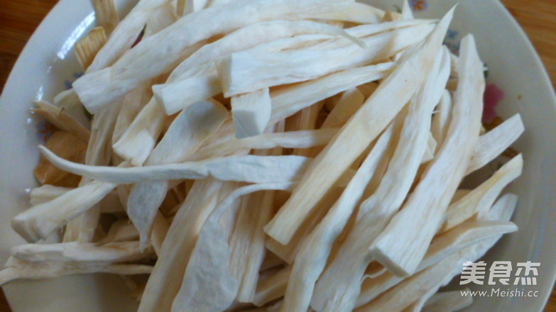 干煸肉丝杏鲍菇