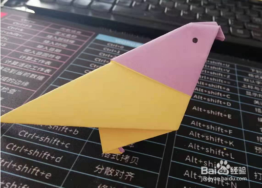 做手工折纸-小鸟