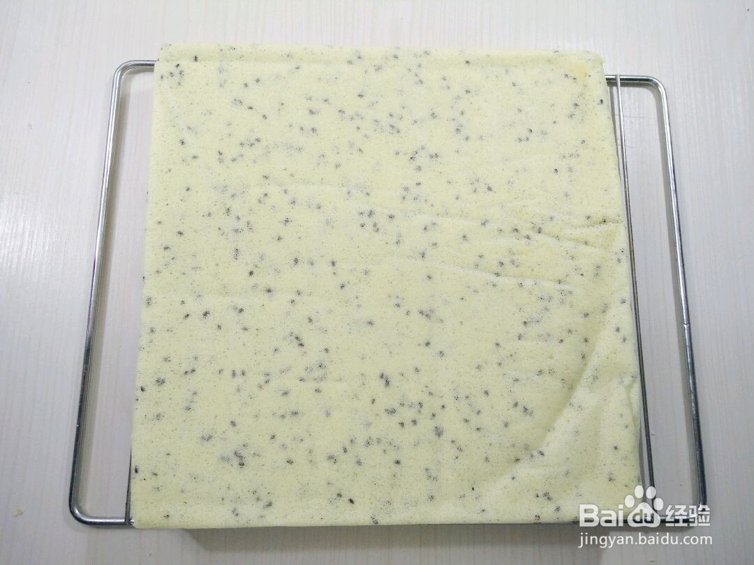 黑芝麻三明治蛋糕的做法