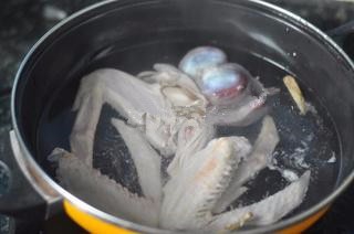 家常菜之吮指卤鸭翅