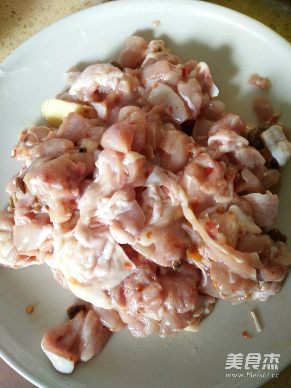 辣子鸡丁的做法