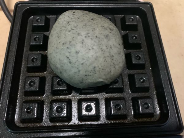 全麦黑芝麻豆沙华夫