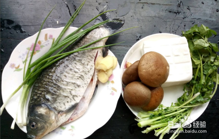 家常菜:鲫鱼豆腐汤