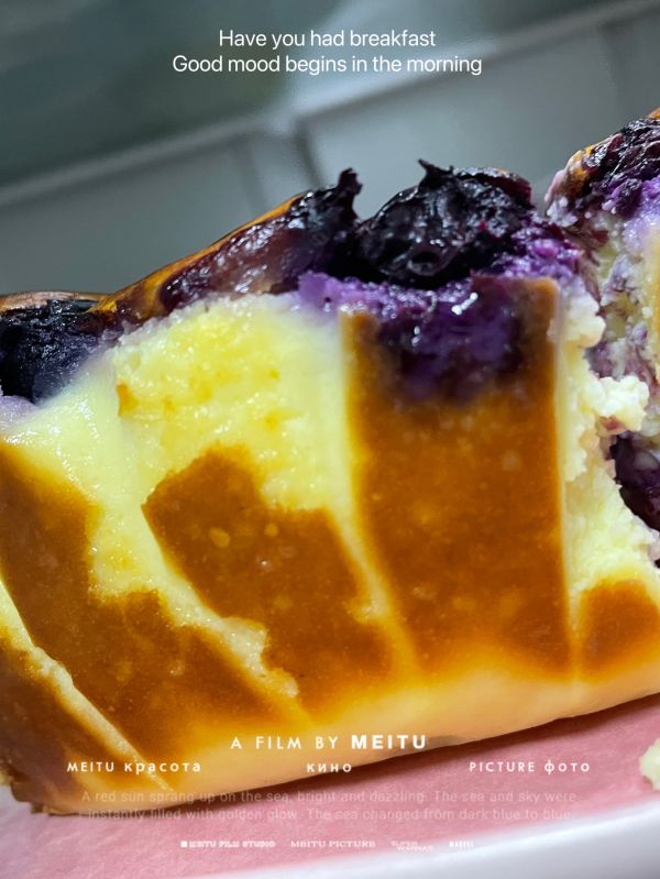 蓝莓巴克斯蛋糕