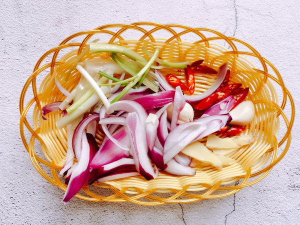 川味干锅土豆五花肉