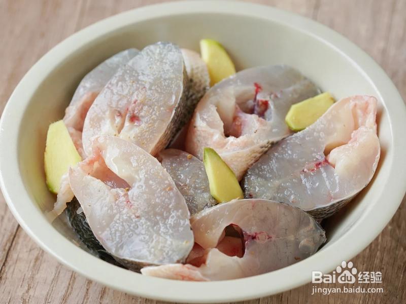 家常鲈鱼豆腐煲超详细做法，鲜到舔碗！