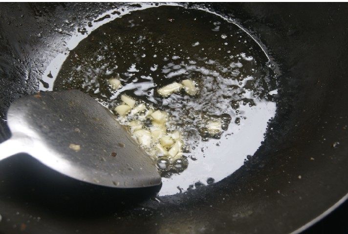 香油小炒腐竹这样做更好吃