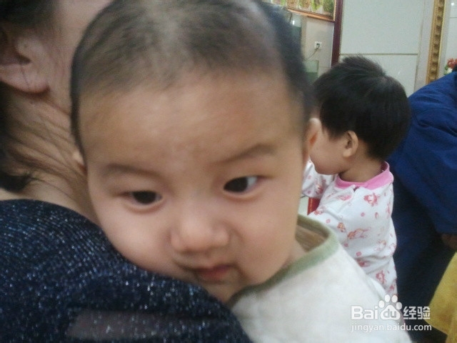 五个月宝宝退烧怎么办？我的实战经验。