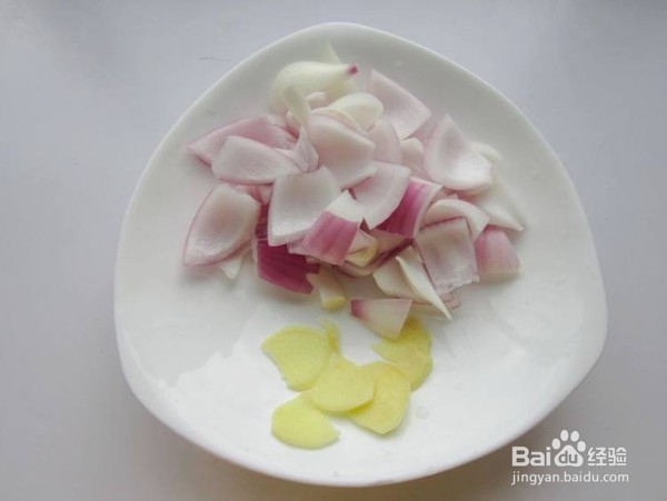 香辣板鸭怎么做？