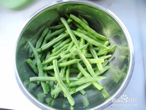 下酒菜干煸豆角怎么做家常做法简单快捷
