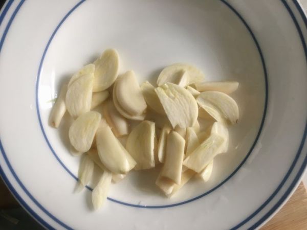 蒜香鸭掌#食光社干锅鸭#