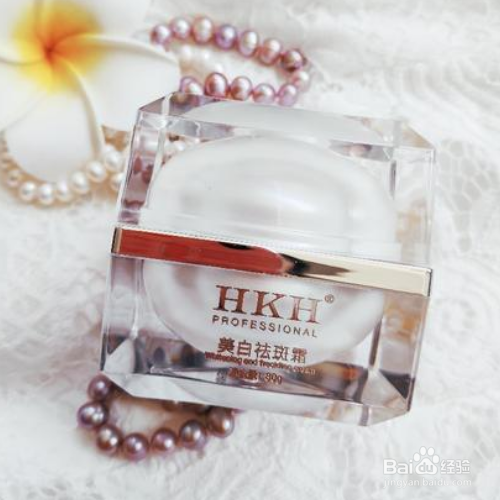 修正茜妃祛斑霜怎么使用