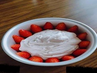 草莓酸奶蛋糕怎么做?