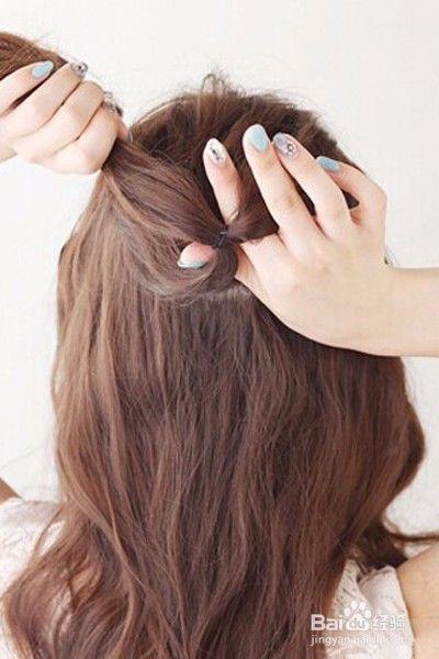 中长发伴娘发型教程 百度经验