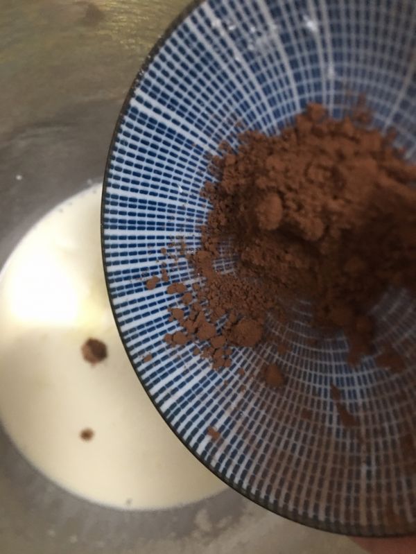 可爱小熊奥利奥雪梅娘