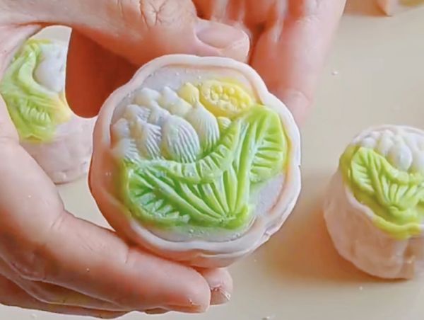 芝士咖啡巧脆珠冰皮月饼