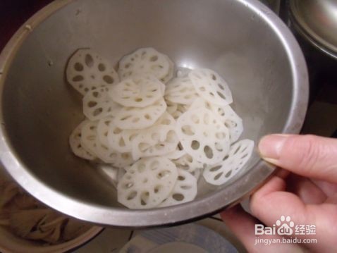 凉拌蒜香藕片