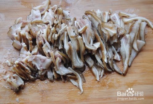 家常版凉拌猪耳是如何做的?教程图解