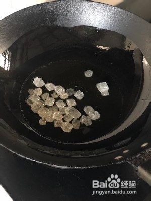 怎么做美味的酸甜开胃炒红果