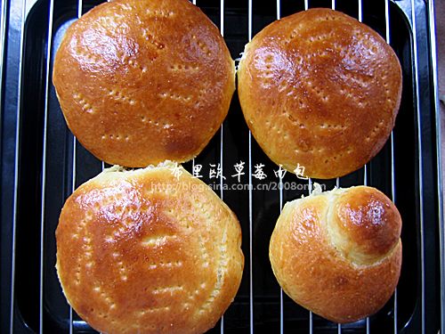 布里欧草莓面包