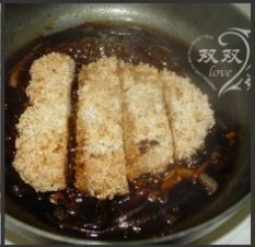 日式猪排盖饭做法多一步的煨炖——日式猪排盖饭