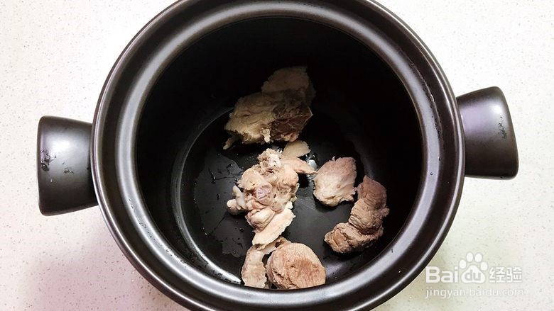 砂锅脊骨鲜藕汤