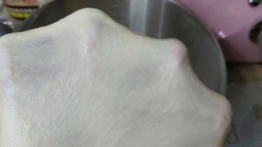 蓝莓果酱小餐包的做法