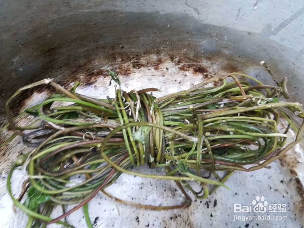 宽根藤黑豆猪脚汤怎么做才好吃