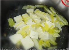 口蘑豆腐汤--美味