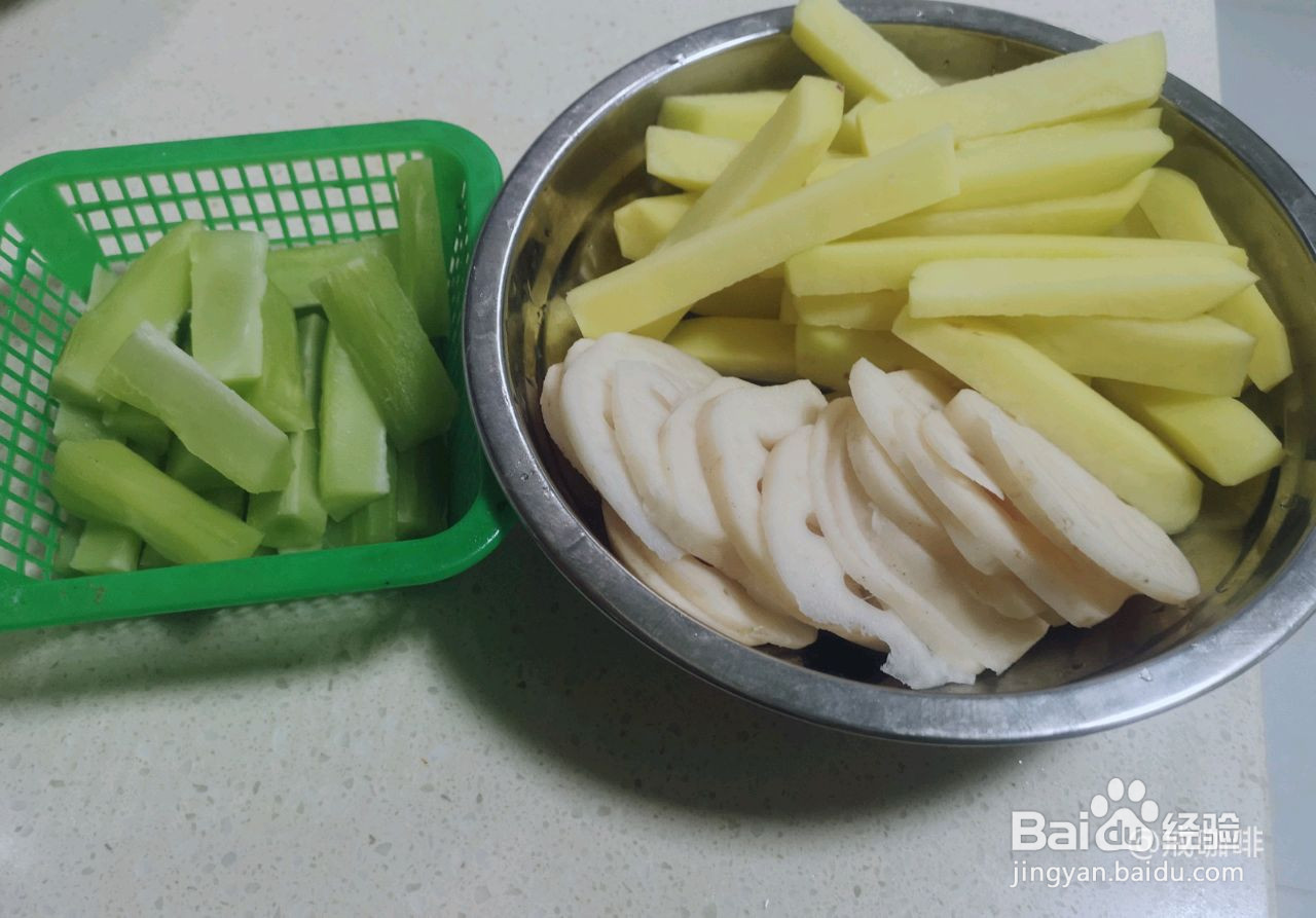 干锅鸡PLUS版的做法