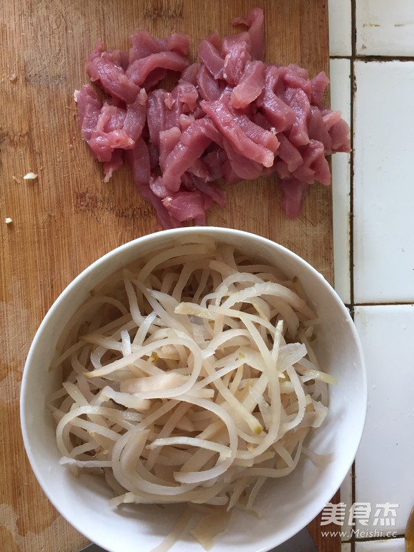 芥菜炒肉丝的做法
