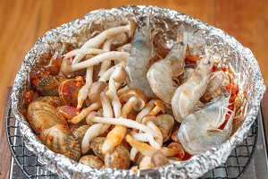 超好吃的锡纸花甲粉