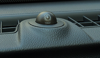 昂科威自动大灯敏感度及亮度调整方法