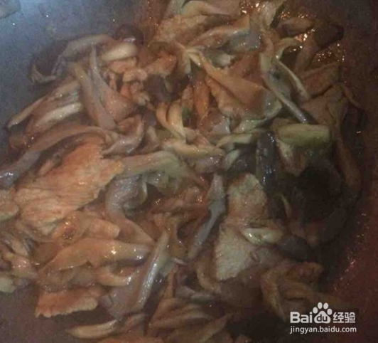 蘑菇炒肉做法