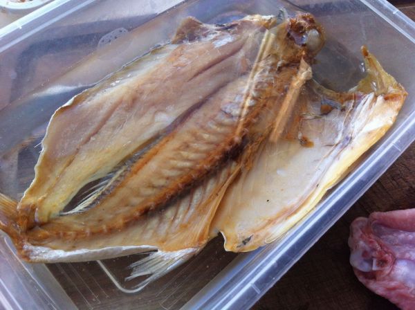 小黄鱼鲞烧鸡翅