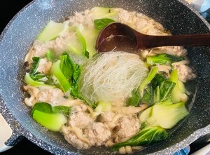 肉丸粉丝汤的做法