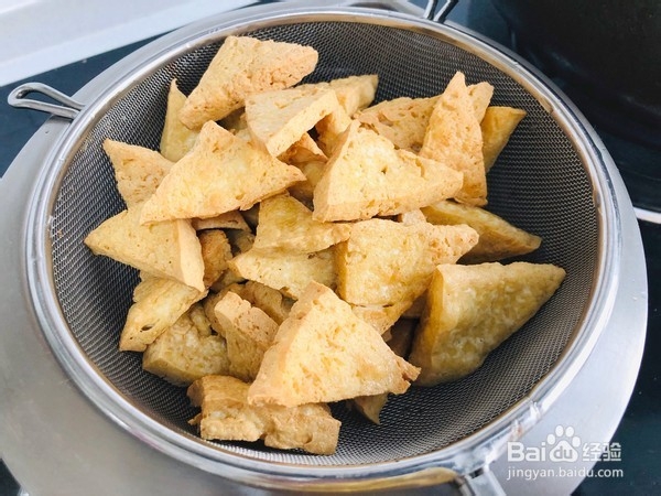 红烧三角豆腐