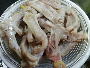 怎么做好吃到啃手指的鸭掌