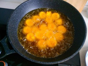 香蕉丸子又香又脆