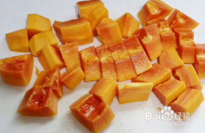 冬日暖心汤水木瓜炖梨怎么做？