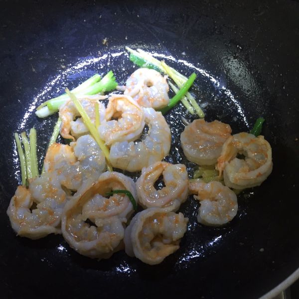 金汤虾仁豆腐羹